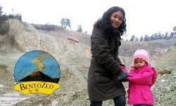 Entgiften: Zeolith und Bentonit jetzt auch in Puderform im Violettglas